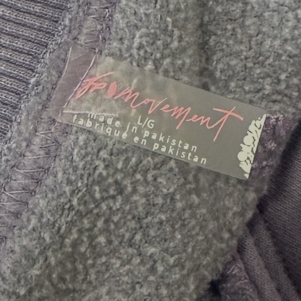 FP Movement Pullover Sweatshirt Size Large Purple Relaxed Fit Crew Neckline - Picture 11 of 15